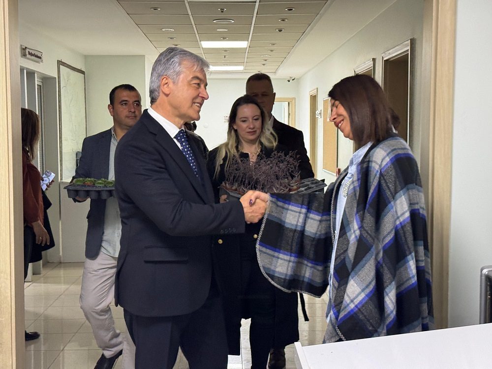 Çiğli Belediye Başkan Adayı Murat Gökçekaya Belediyeyi ziyaret etti