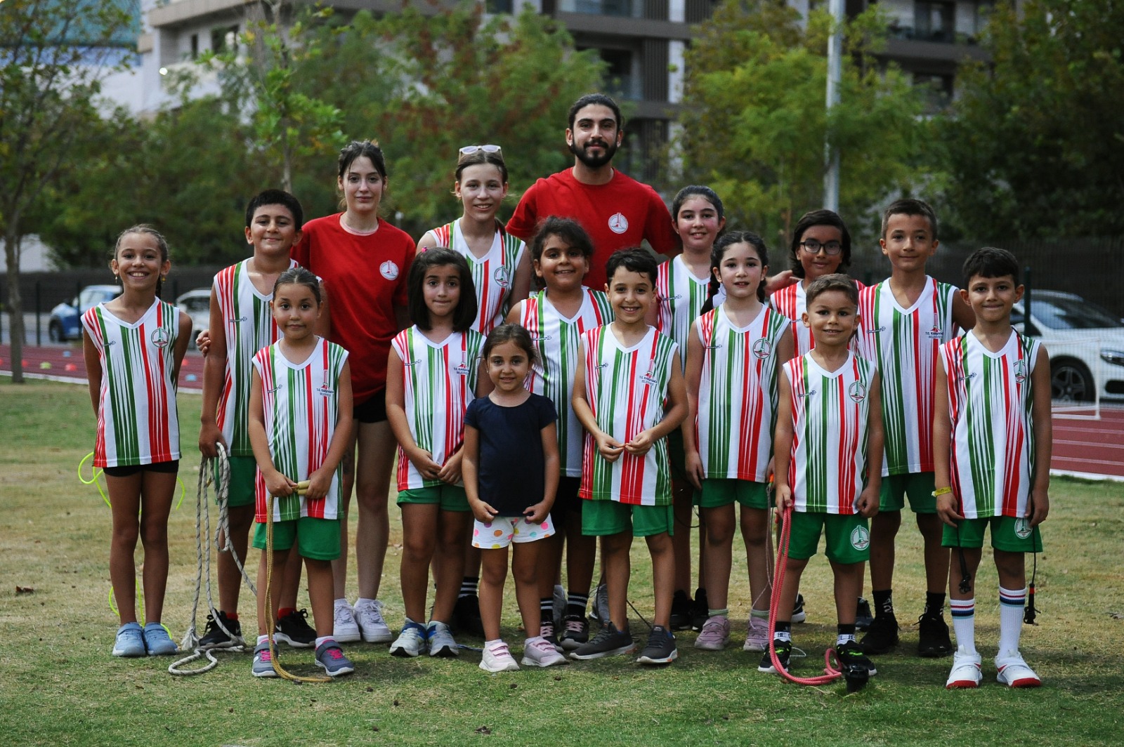 karşıyaka belediyesi Karşıyaka’da sporla iç içe nesiller yetişiyor