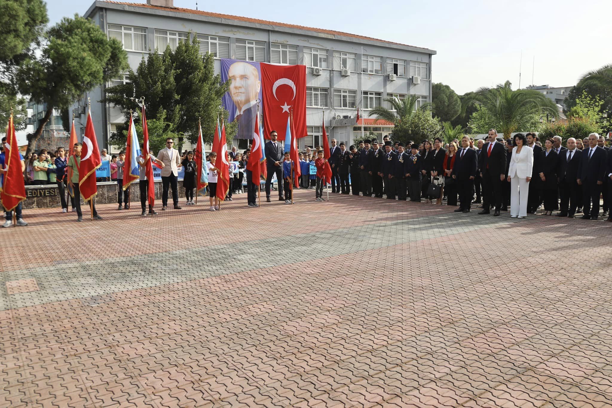 Kınık Belediyesi Türkiye Büyük Millet Meclisi'nin açılışının 104’üncü yıl dönümü ve 23 Nisan Ulusal Egemenlik ve Çocuk Bayramı, tüm yurtta olduğu gibi Kınık’ta da büyük bir coşku ile kutlandı.