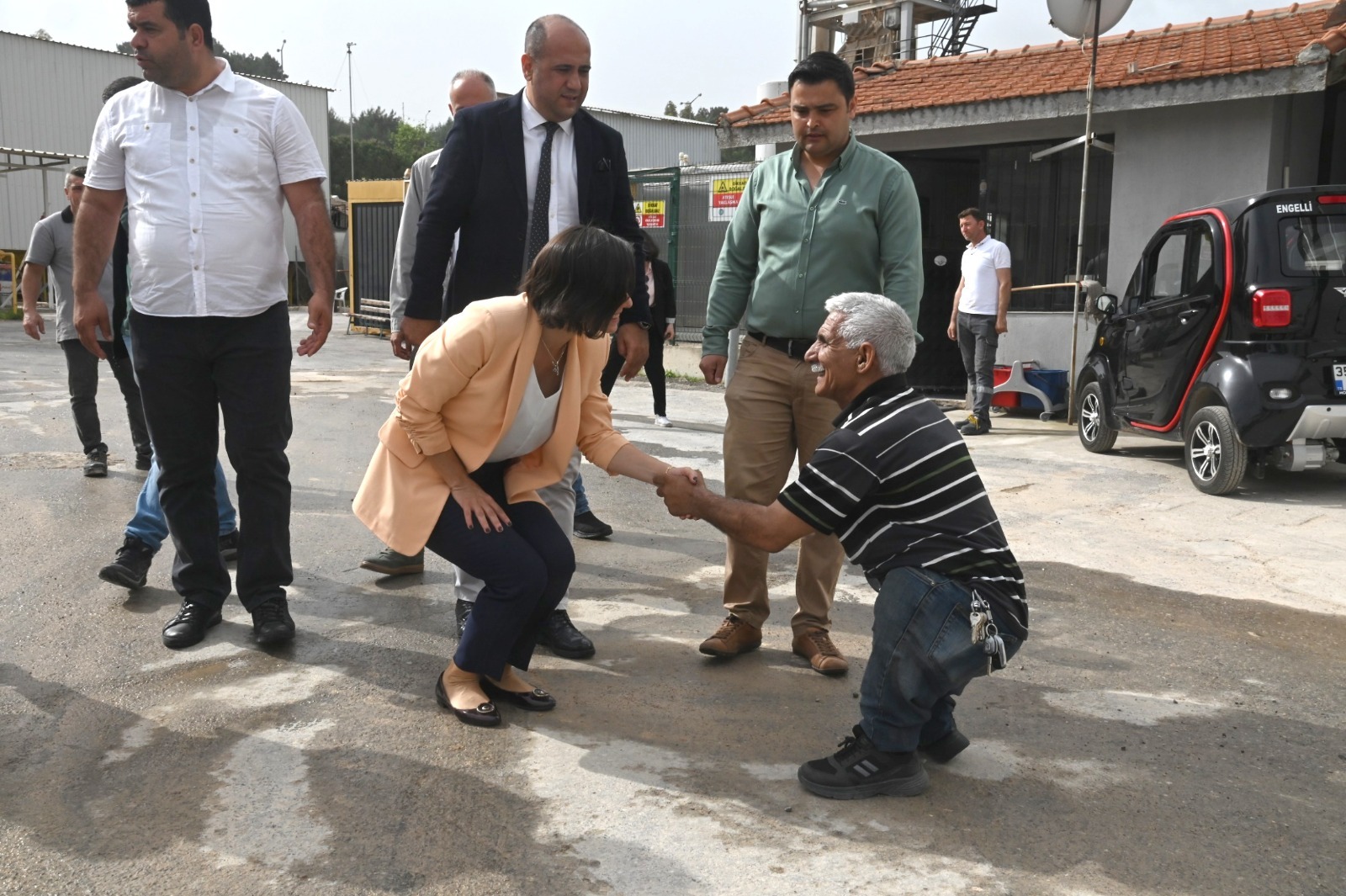 Başkan Kınay Fen İşleri Şantiyesi'nde güne başladı