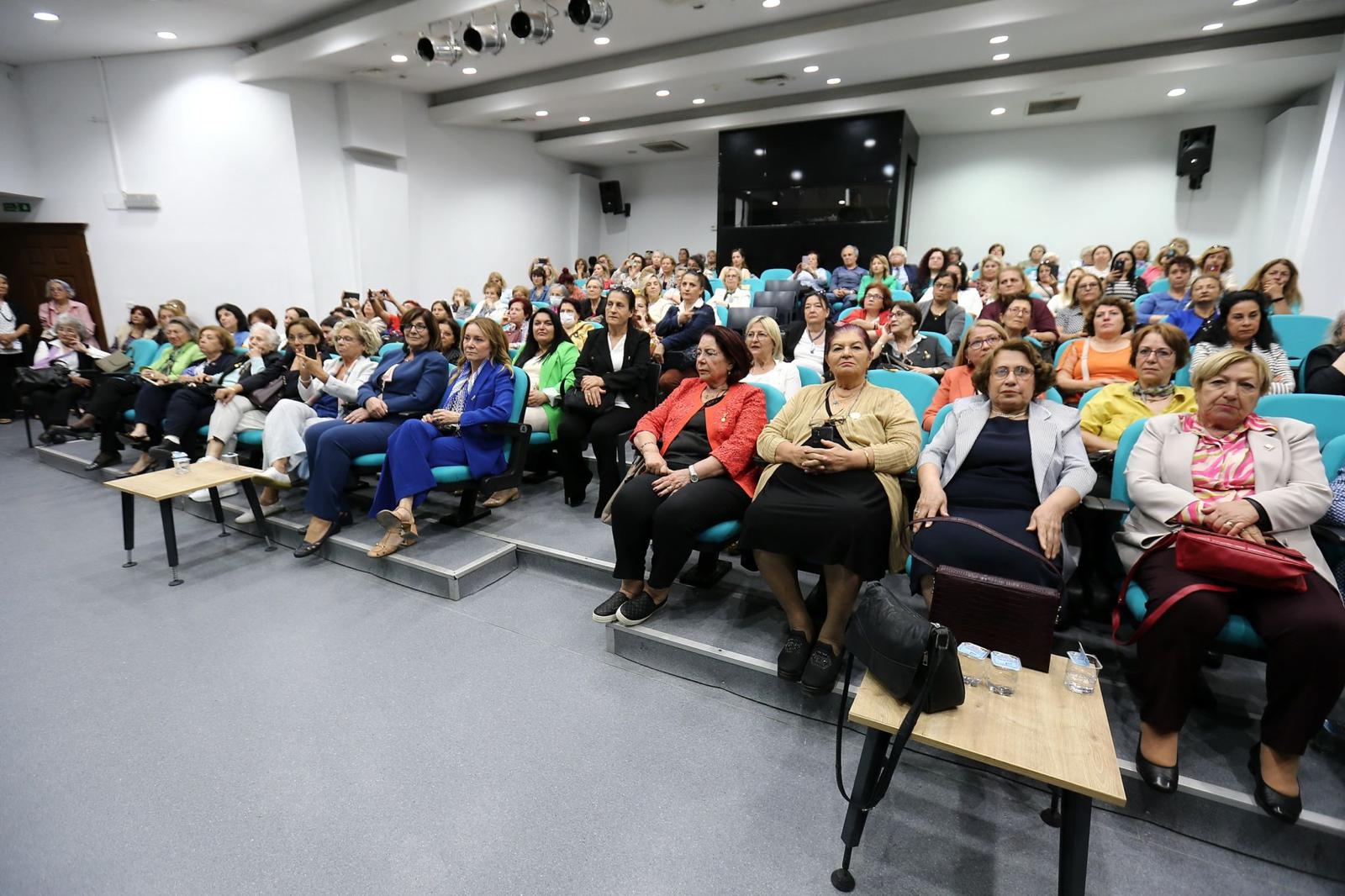 Başkan Mutlu: Kadınların daha görünür olması en büyük hedefimiz