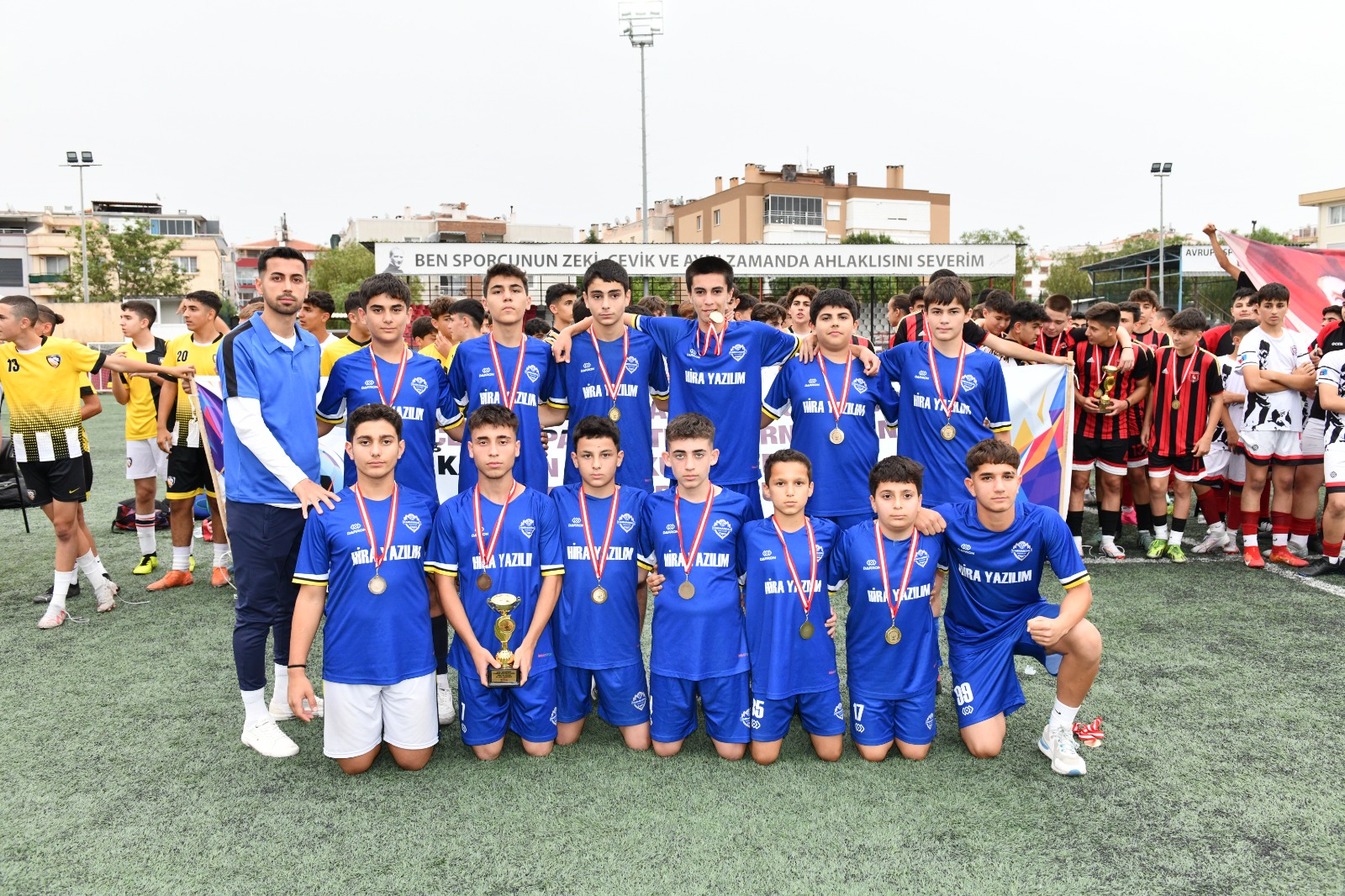 Çiğli’de “19 Mayıs Futbol Turnuvası” Heyecanı Sona Erdi