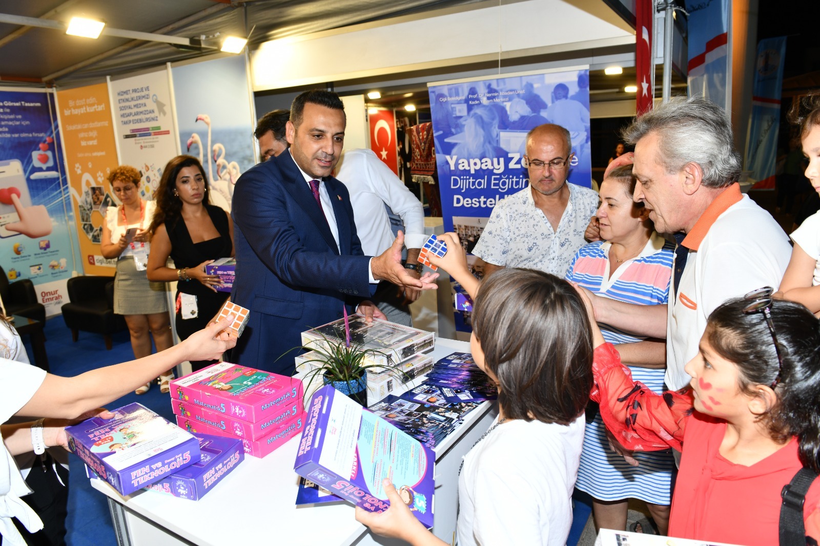 İzmir Fuar’ında Çiğli Standına yoğun ilgi