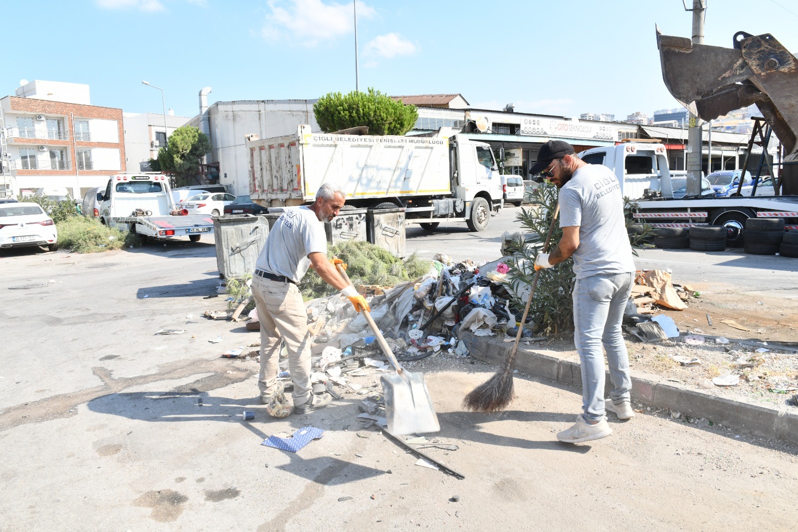 Çiğli Ata Sanayi Sitesi’nde Detaylı Temizlik