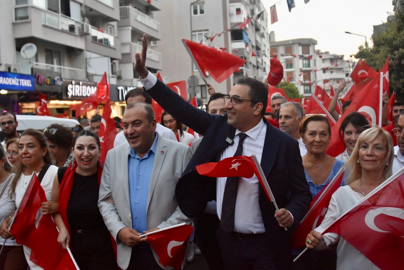 Balçova’da muhteşem Zafer Bayramı Coşkusu