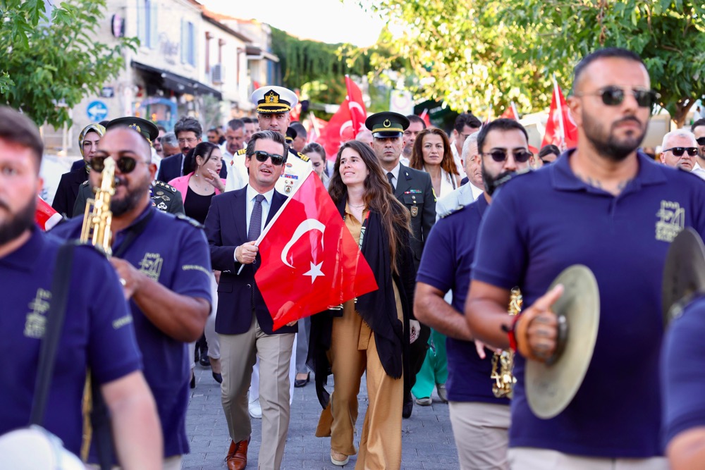 Alaçatı’nın Kurtuluşu’nun 102. Yılı Coşkuyla Kutlandı! 