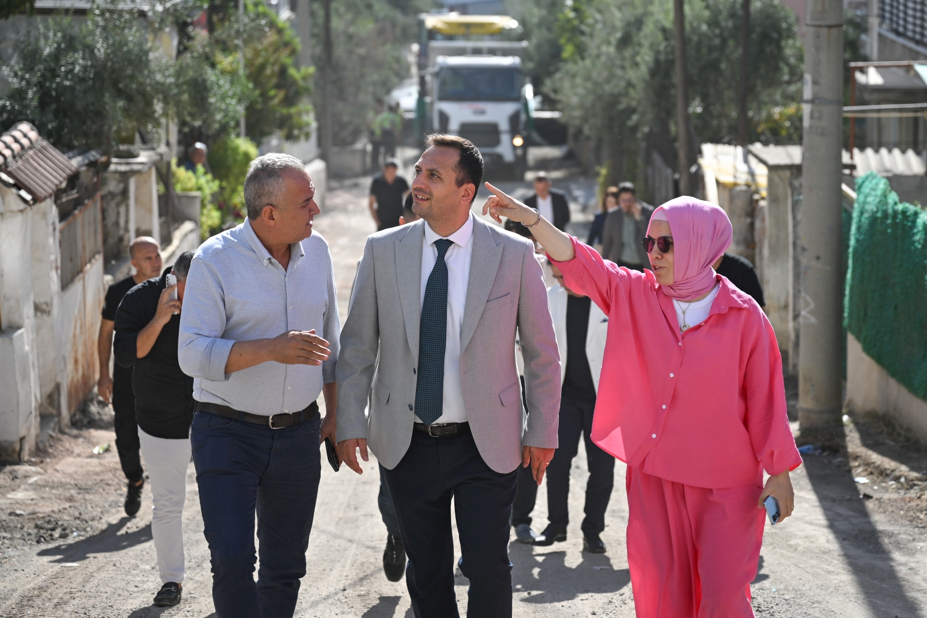 Başkan Eşki: “Bornova’da yol sorunlarını çözüyoruz”