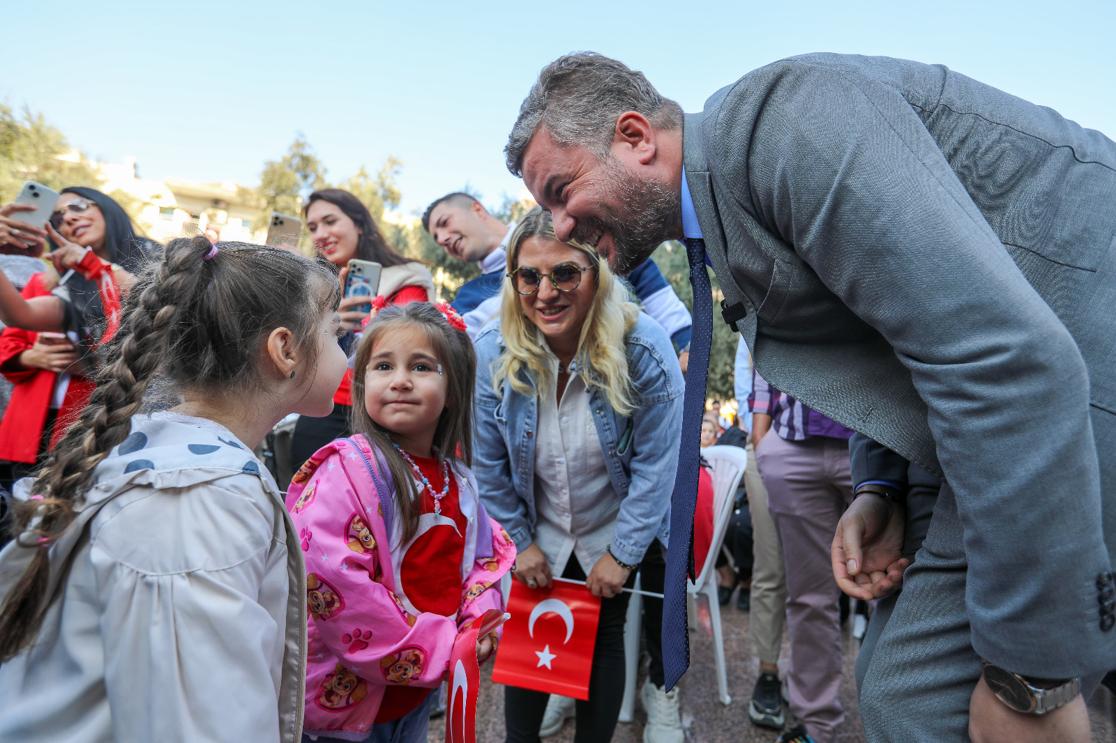 Bucalı minikler Cumhuriyet'in 101. yılını coşkuyla kutladı