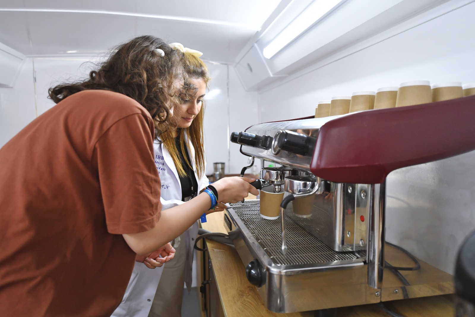 “Mobil Barista” otobüsünün yeni rotası gençlik merkezleri