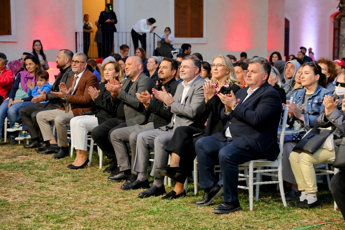 AK Parti İzmir İl Başkanı Saygılı: ‘’Kültür Yolu Festivali’nde yüzlerce etkinliğe ev sahipliği yaparak, halkımıza sanatın her rengini sunduk’’