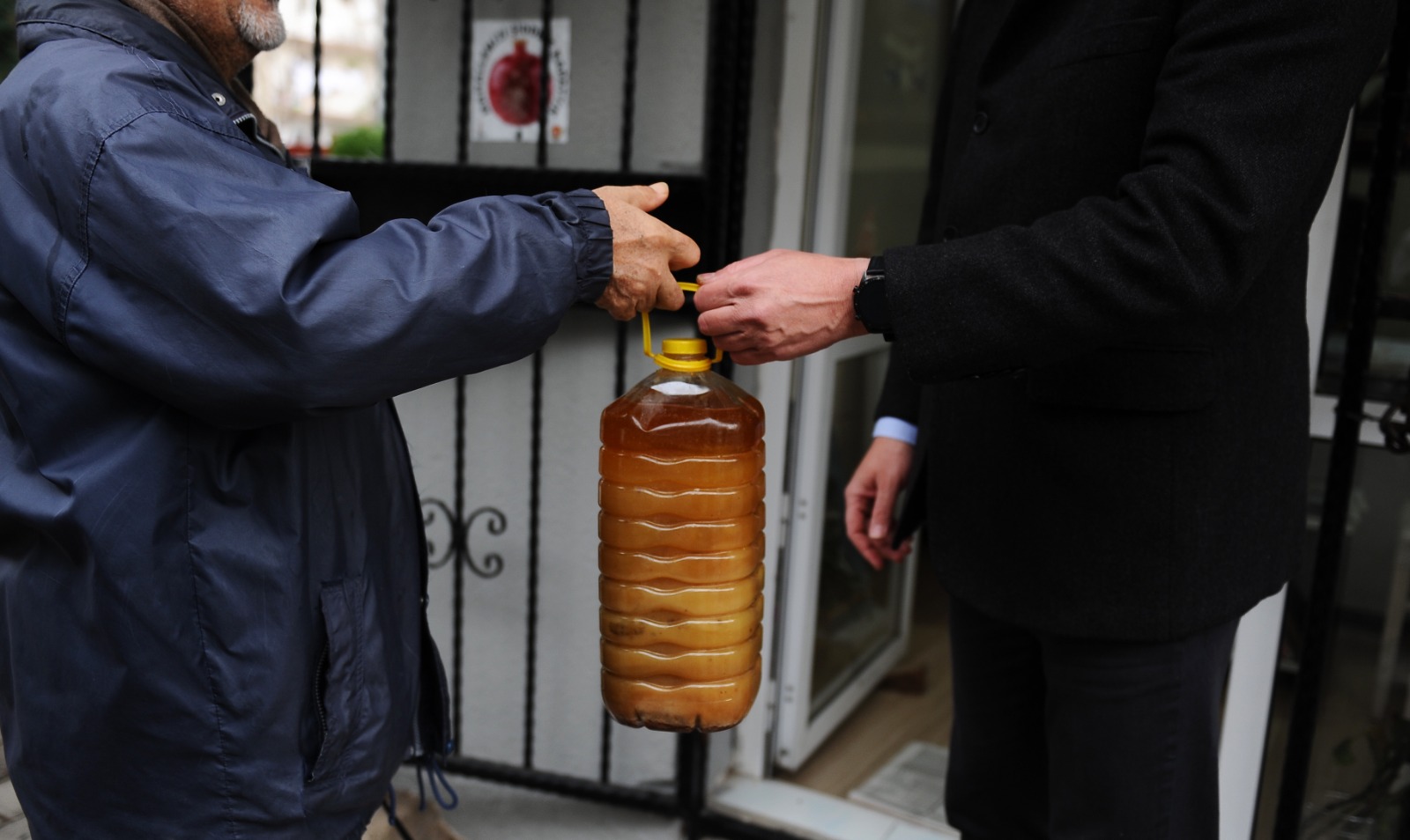 Karşıyaka’da 3 ton atık yağ geri dönüşüme kazandırıldı