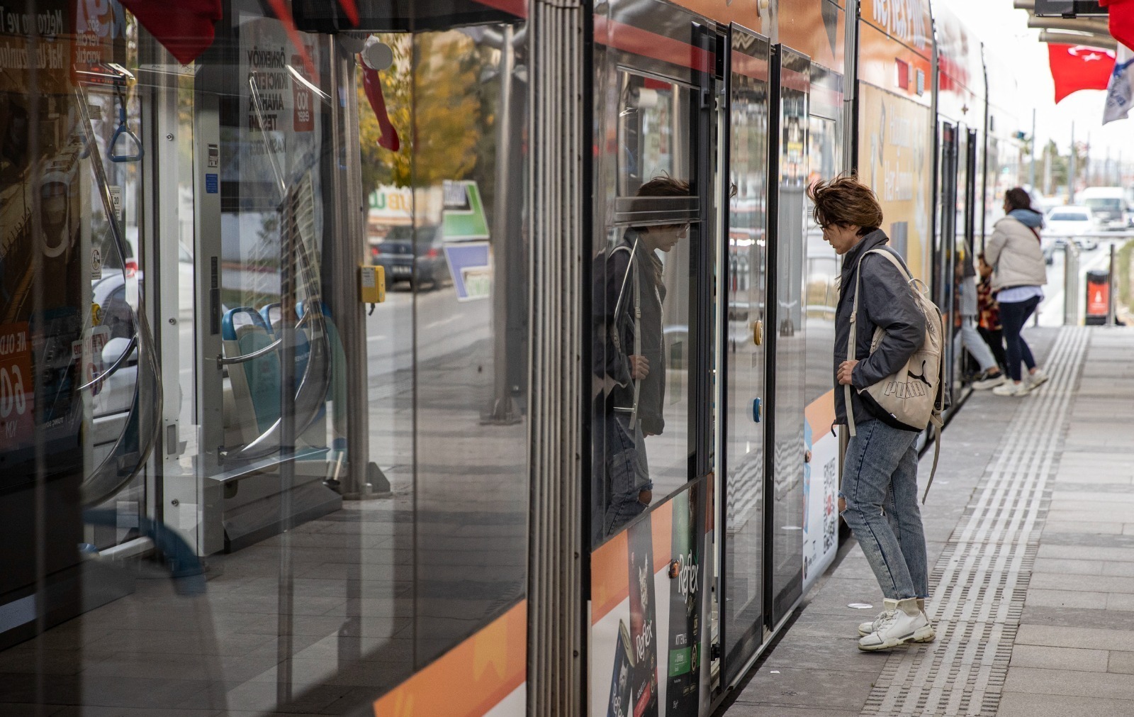 İzmir’in tramvay filosu büyüyor