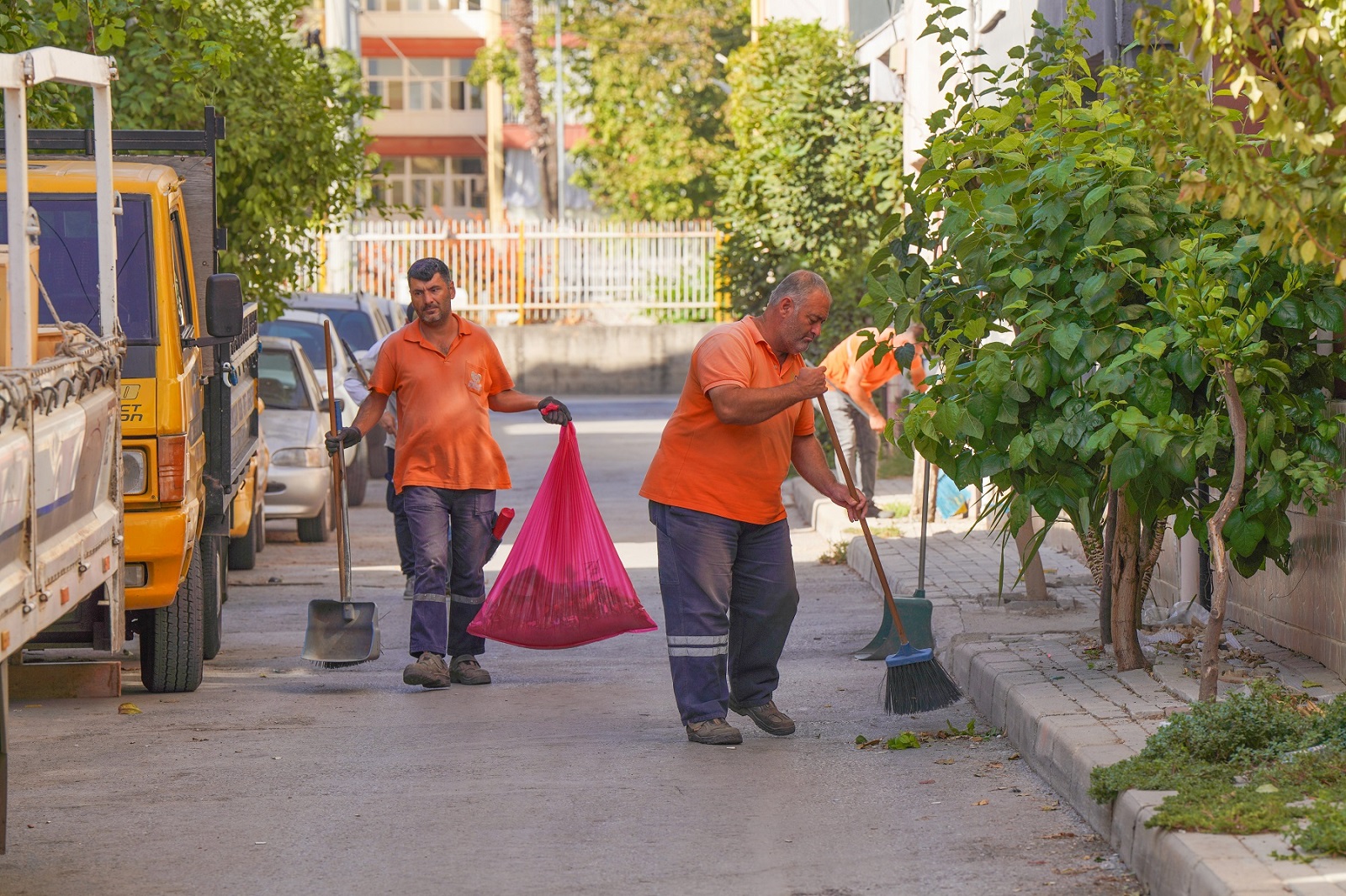 Gaziemir’de temizlik seferberliği