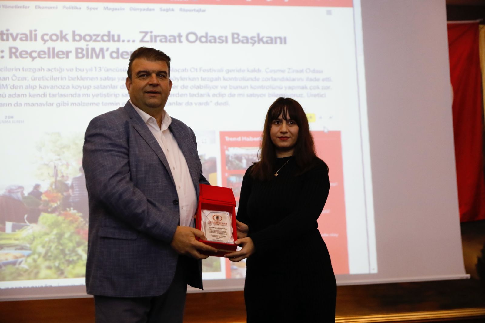 Mustafa Karabulut Yarımada Gazetecilik Ödülleri sahiplerini buldu