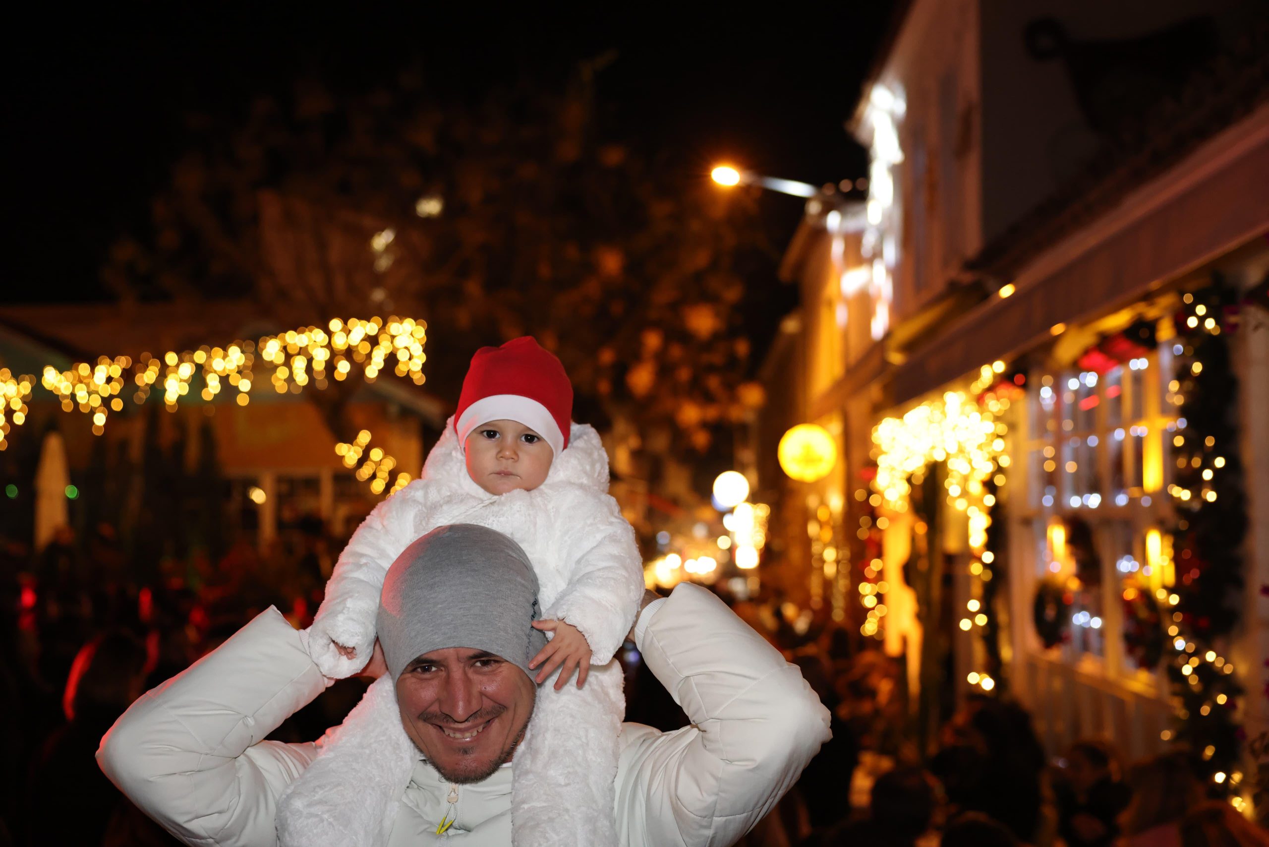 Çeşme, yeni yıla coşkuyla ‘merhaba’ dedi!