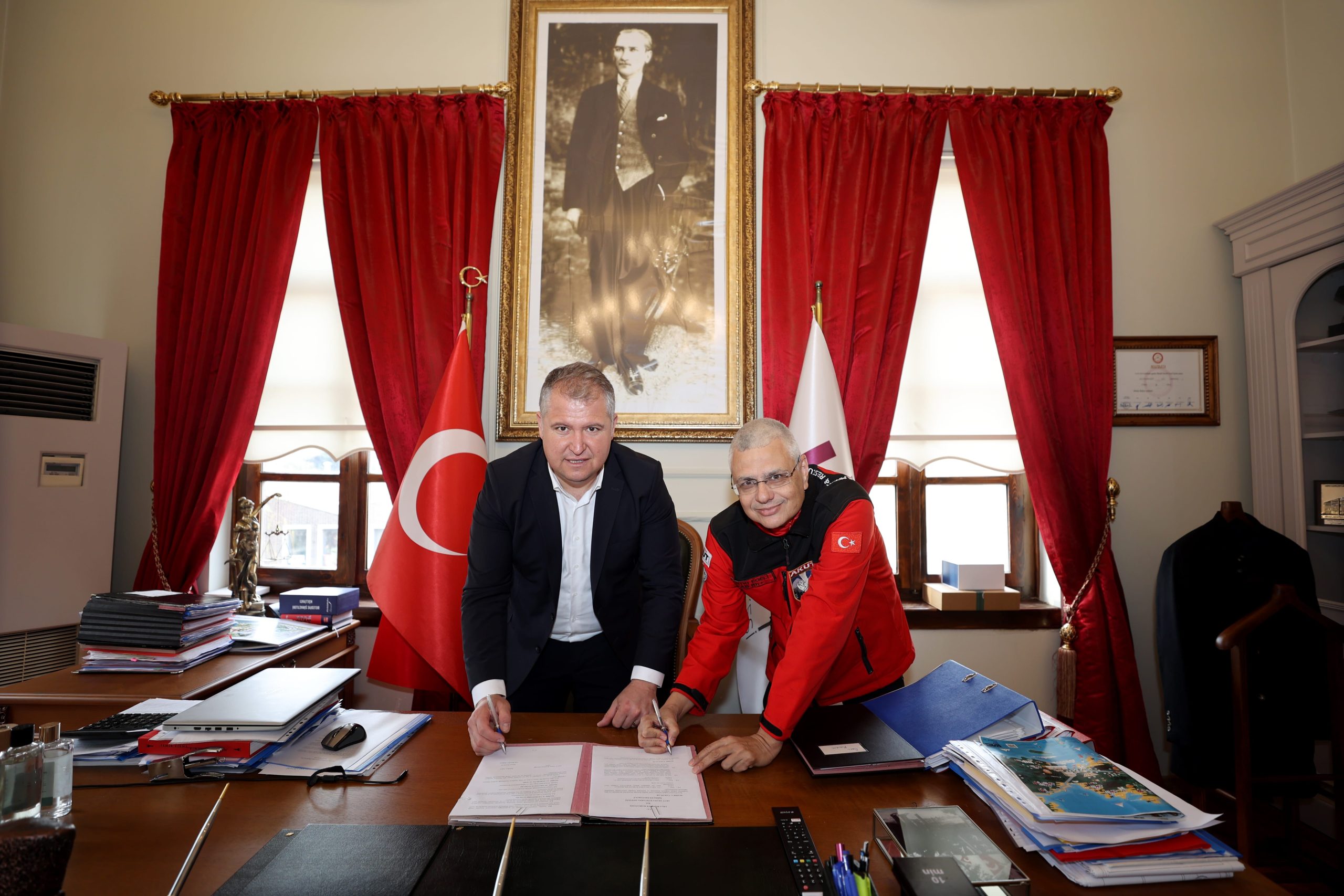 Urla Belediyesi ve AKUT’tan  afetlere karşı örnek iş birliği