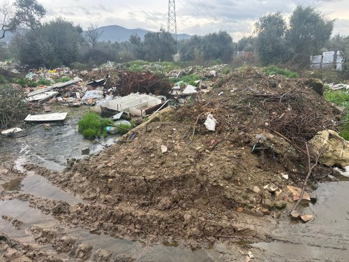 Başkan Sakarsu'ya 'çöp' tepkisi: Temizliğe belediyeden başlayın!