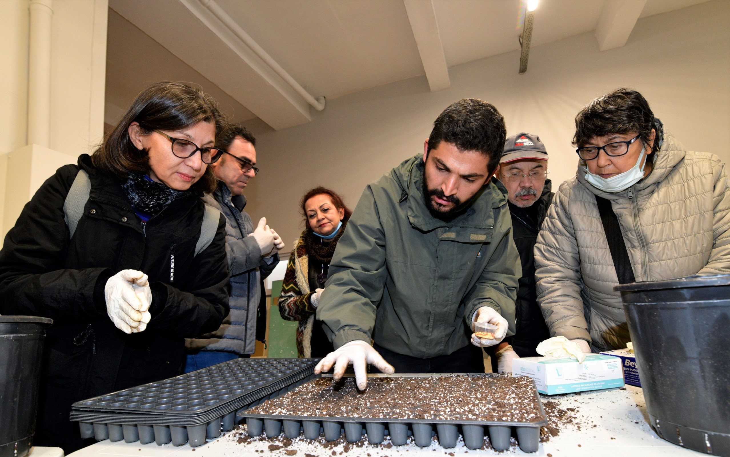 Bornova’da tohumdan sofraya doğal üretim başladı