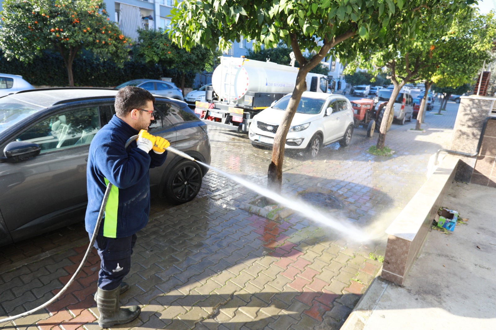 Efes Selçuk sokaklarında temizlik harekâtı