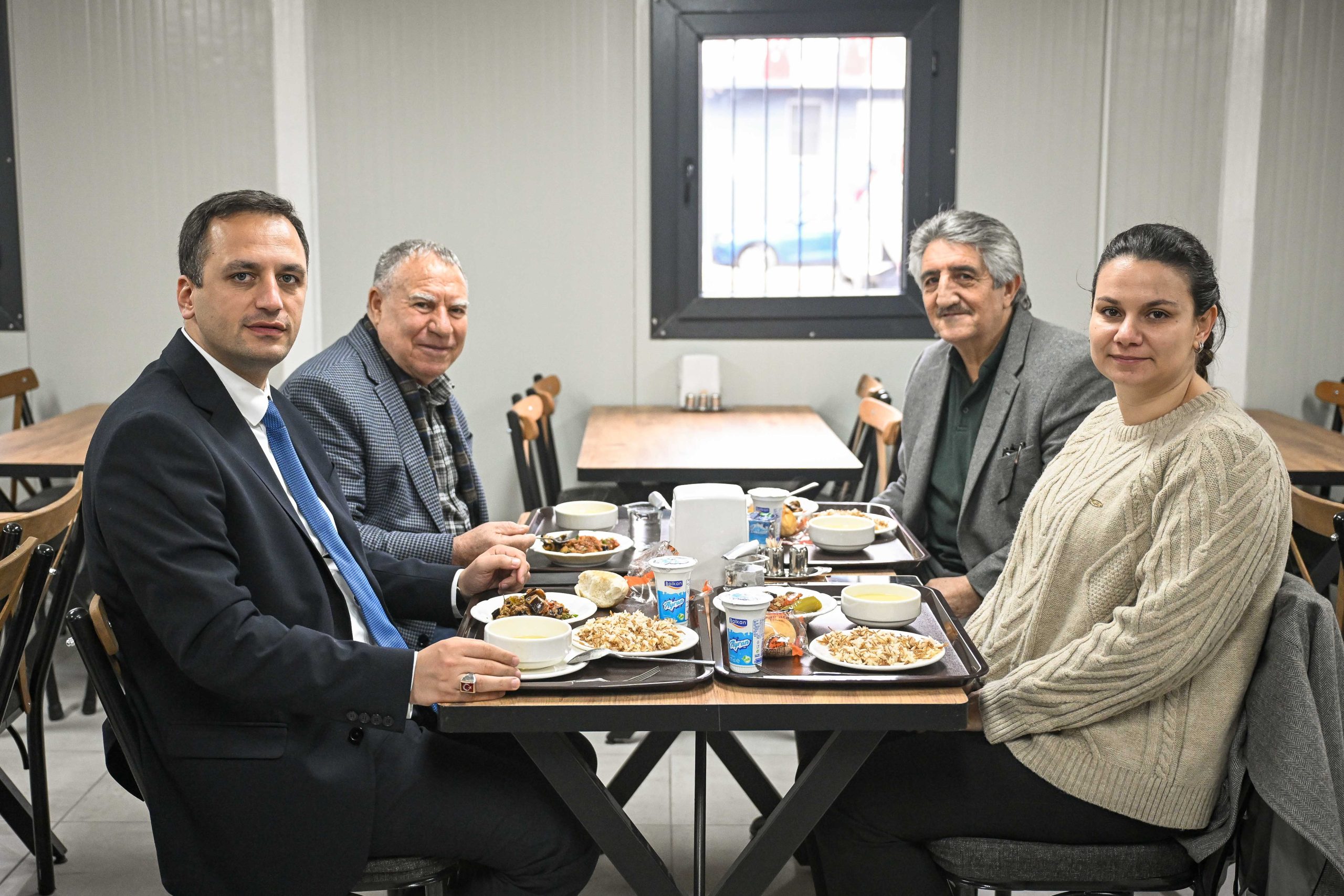 Bornova'da ikinci Kent Lokantası Mevlana Mahallesi’nde açıldı