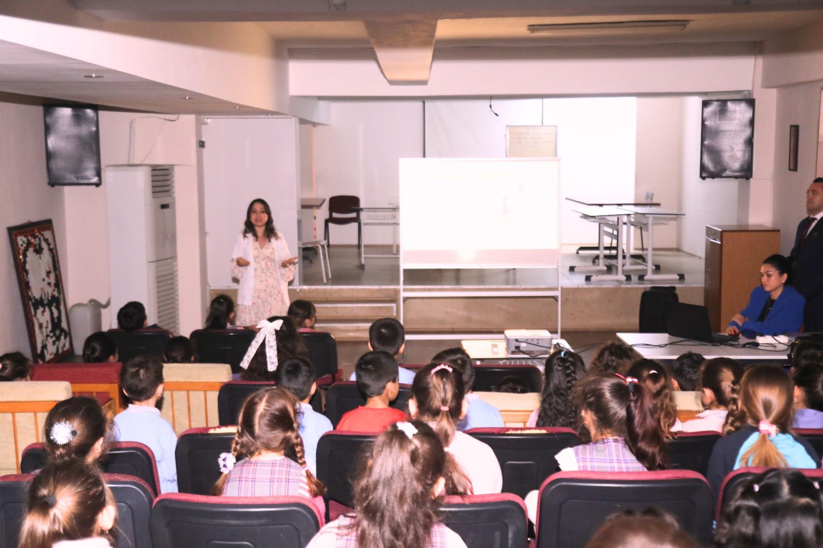 Bayraklı Belediyesinden çocuklara hijyen eğitimi