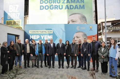 Başkan Tanju Çelik ile Bergama güllük gülistanlık!