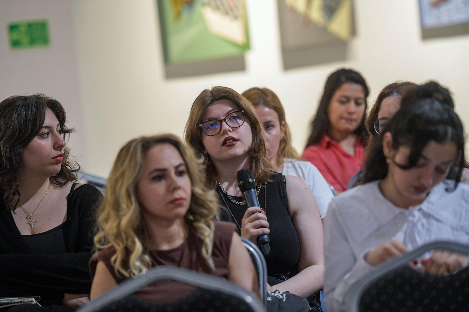 Akdeniz Akademisi Demokrasi Okulu açıldı