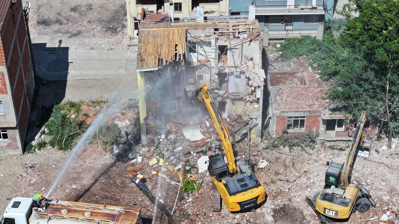 Karşıyaka’da kesintisiz ulaşım için dev yatırım