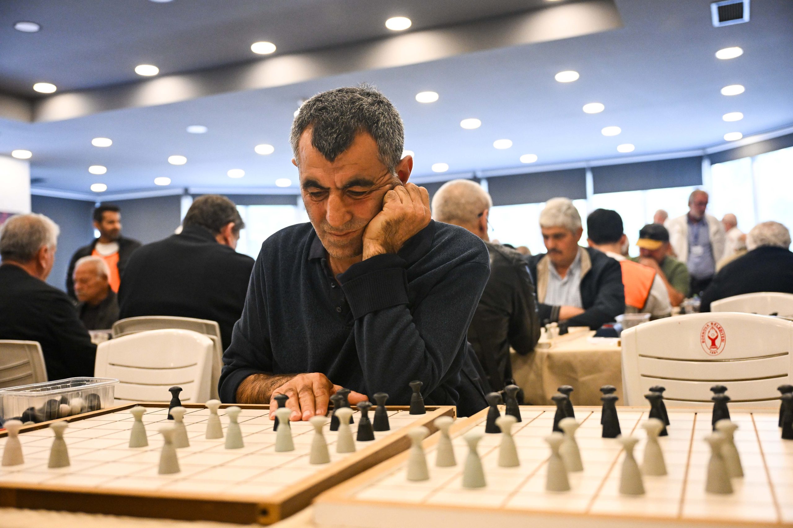 Damada uluslararası buluşma