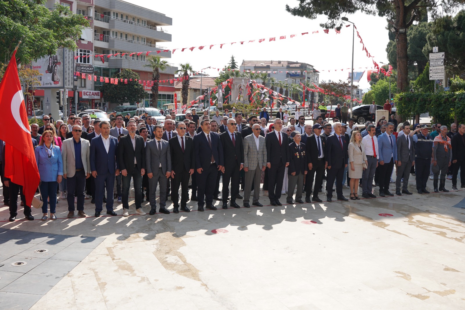 KEMALPAŞA'DA GENÇLİK VE CUMHURİYET RUHU