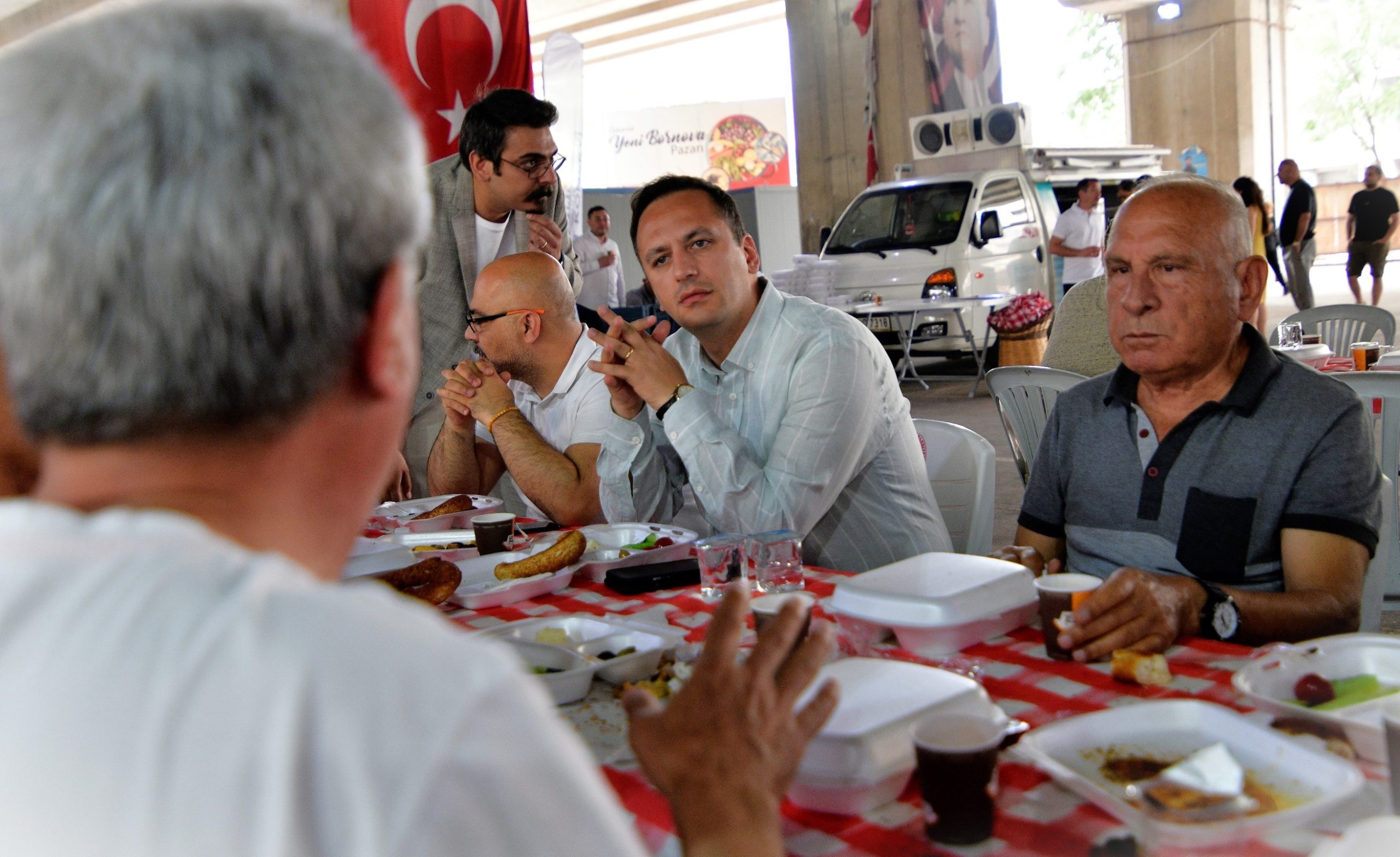 Bornova’da mahalle meclisleri dönemi başlıyor