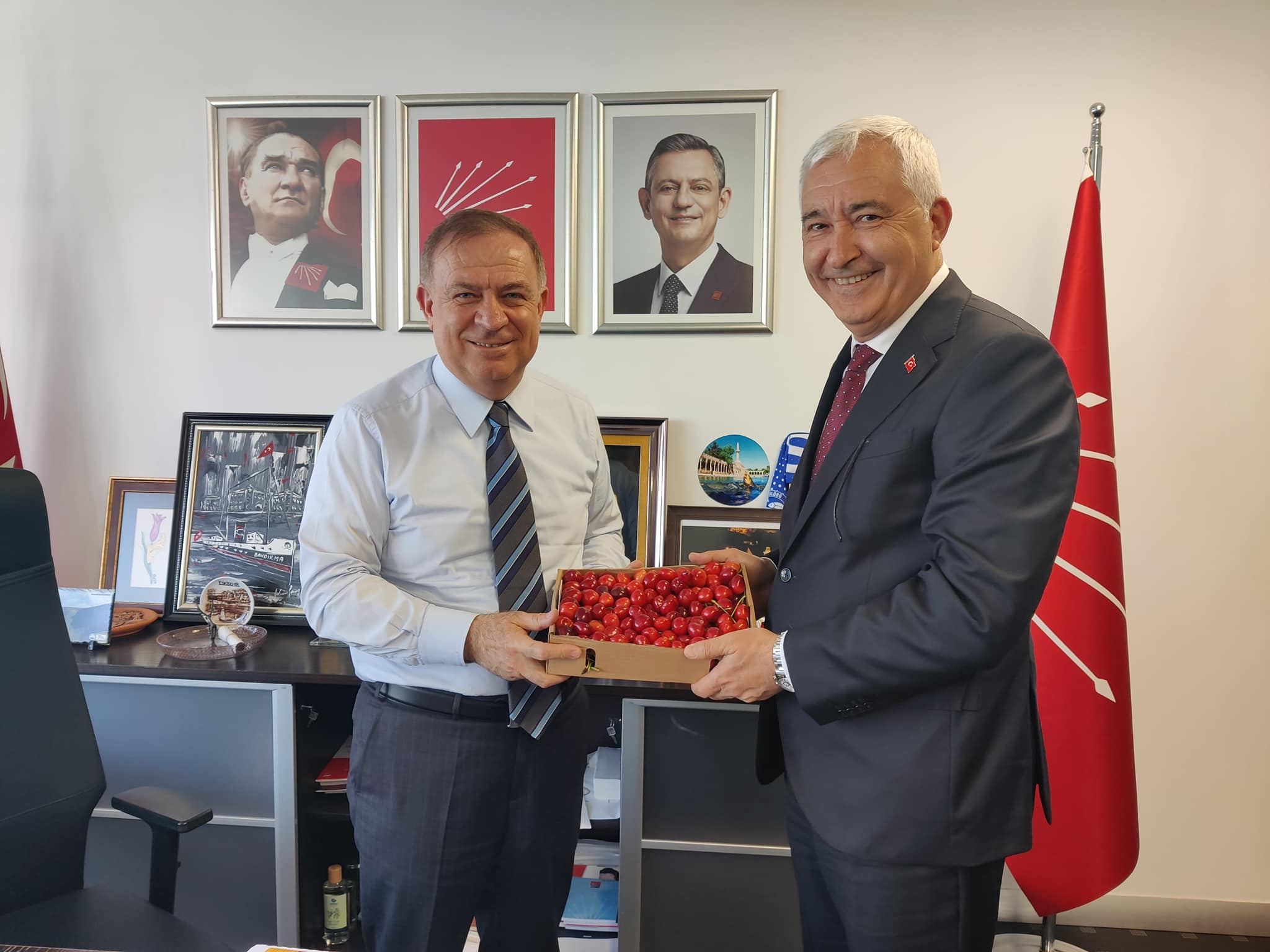 BAŞKAN TÜRKMEN’DEN ANKARA’DA ÖNEMLİ TEMASLAR: KİRAZ FESTİVALİ’NE DAVET