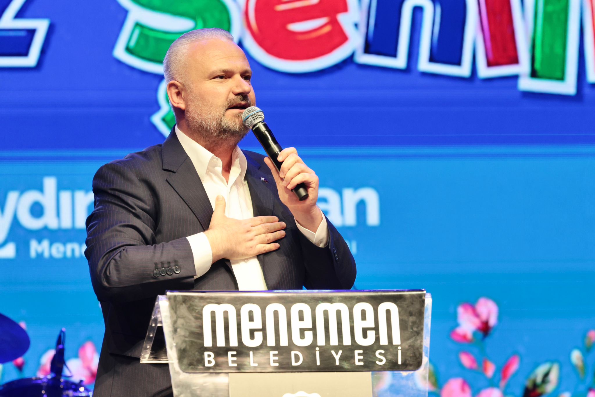 Menemen’de Hıdırellez coşkusu yaşandı Menemen’de Hıdırellez coşkusu yaşandı