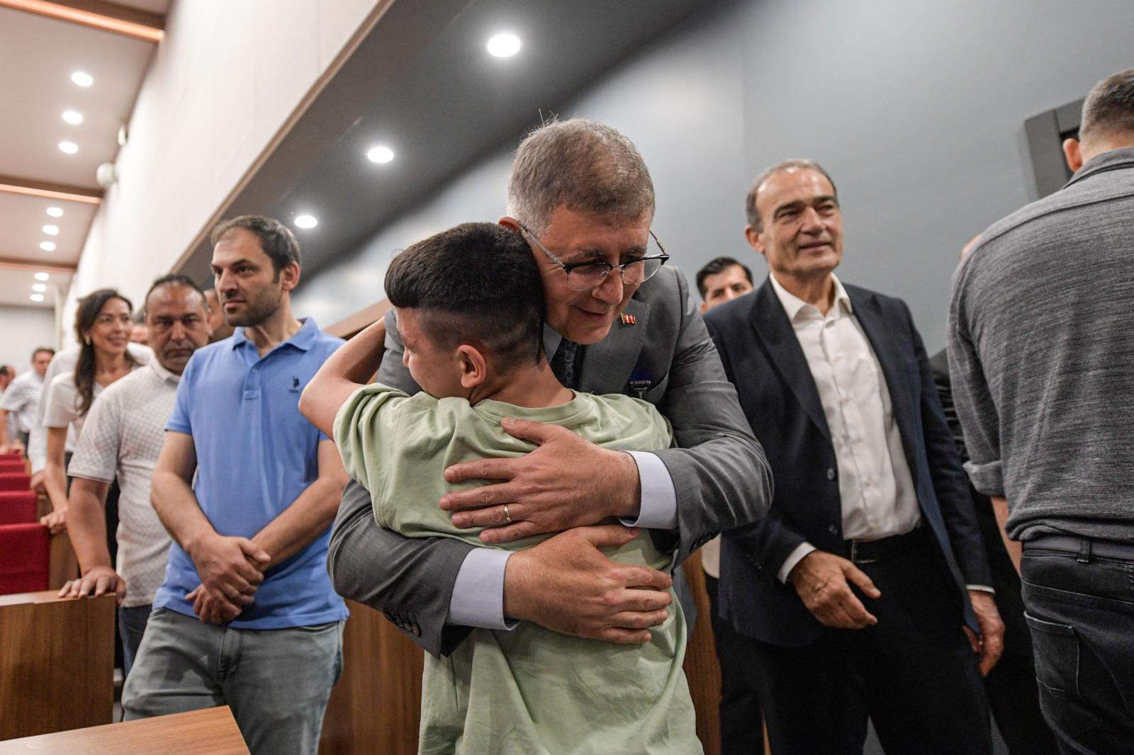 Başkan Tugay personel ile bayramlaştı