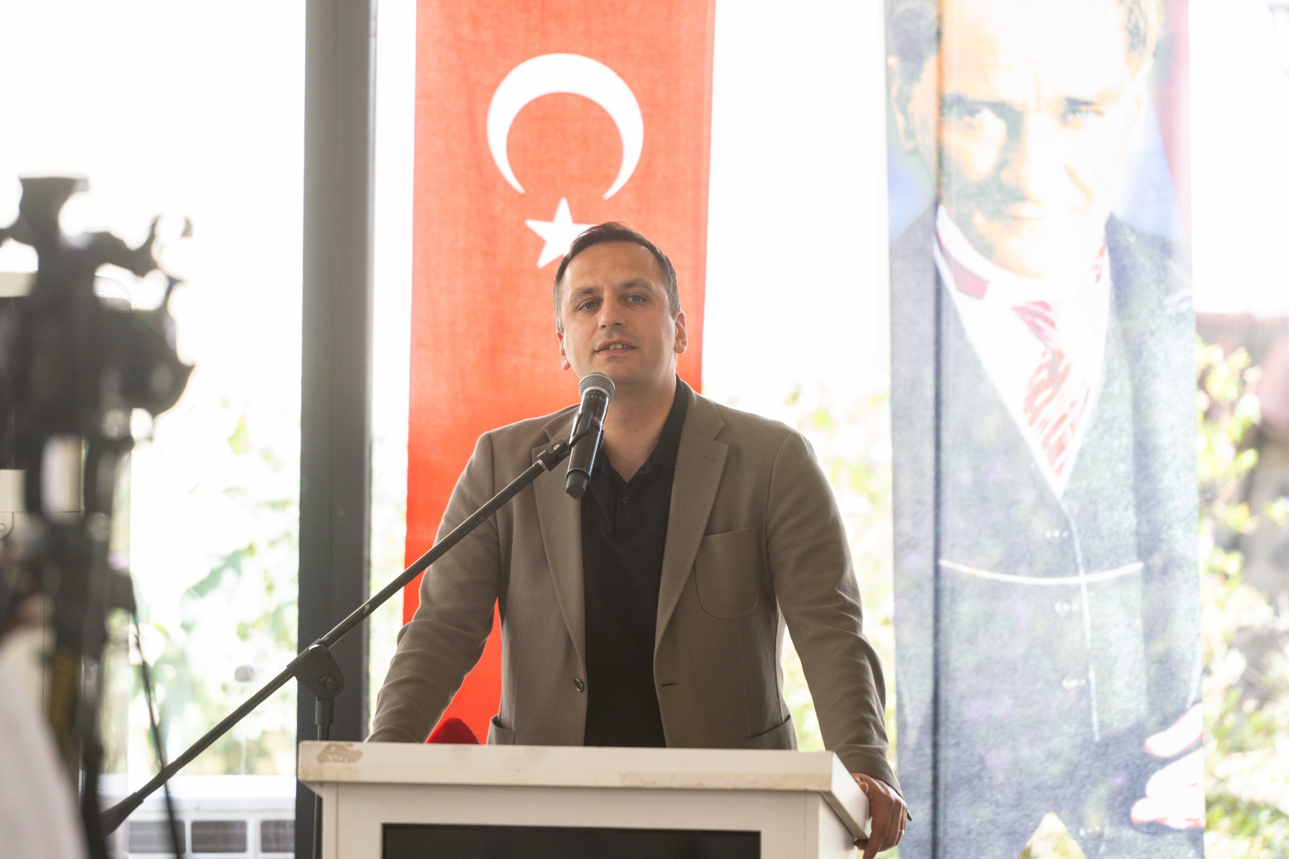 Bornova’da CHP’ye kadınlarla güçleniyor