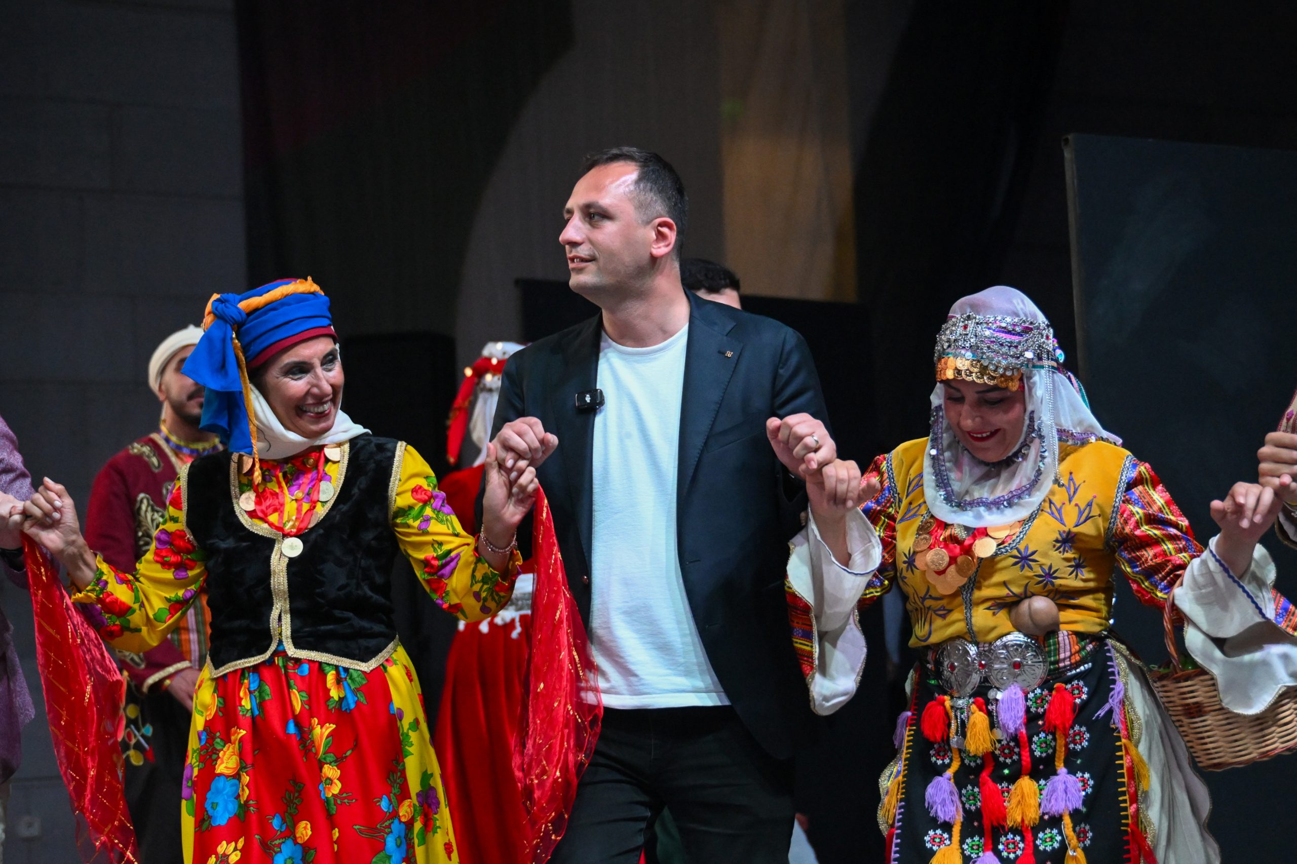 Bornova’da halayla biten festival