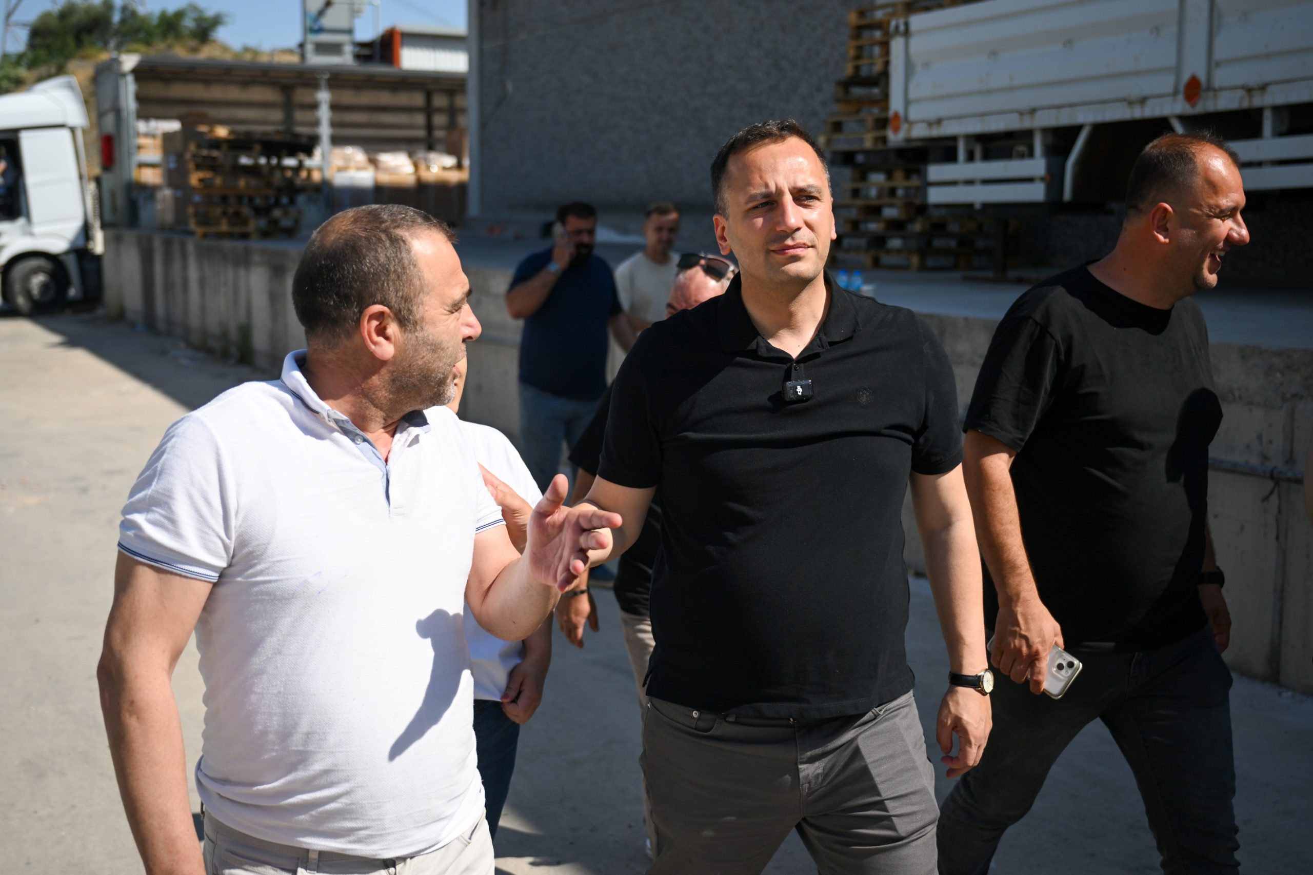 Başkan Eşki, Işıkkent Kurban Pazarı’nda incelemelerde bulundu