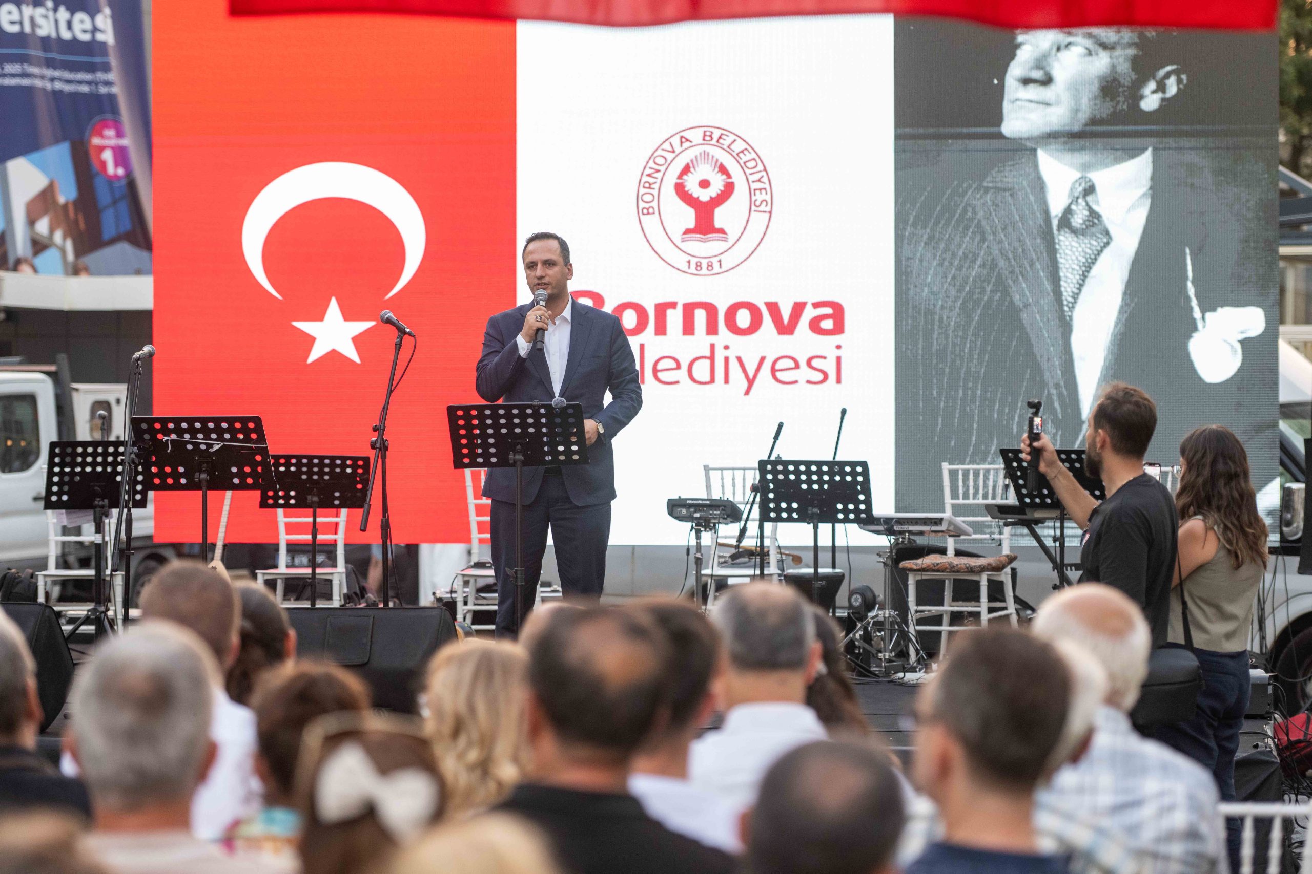 Abide-i Hürriyet Bornova’da yaşıyor