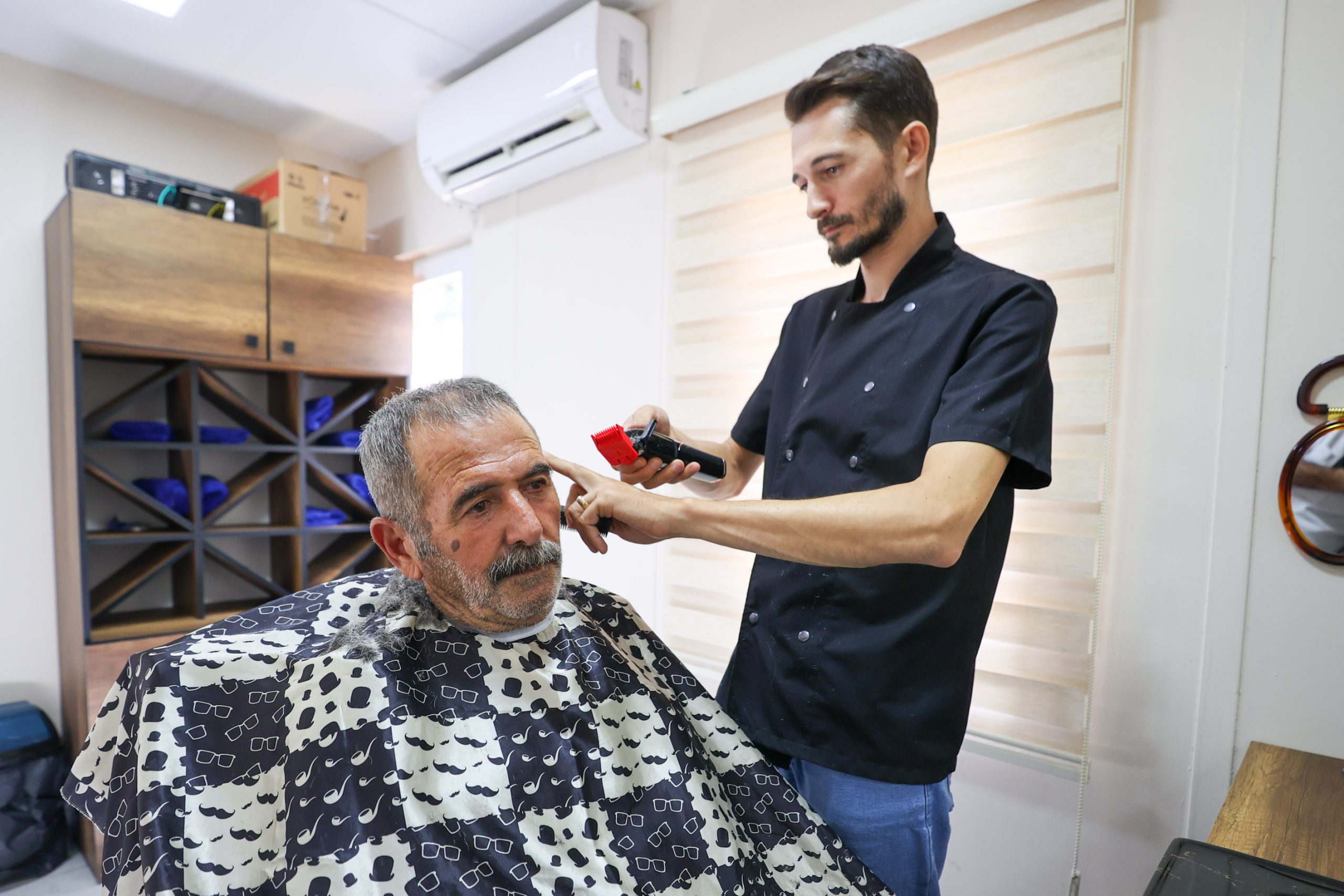 Buca’nın çınarları bu merkezde buluşuyor