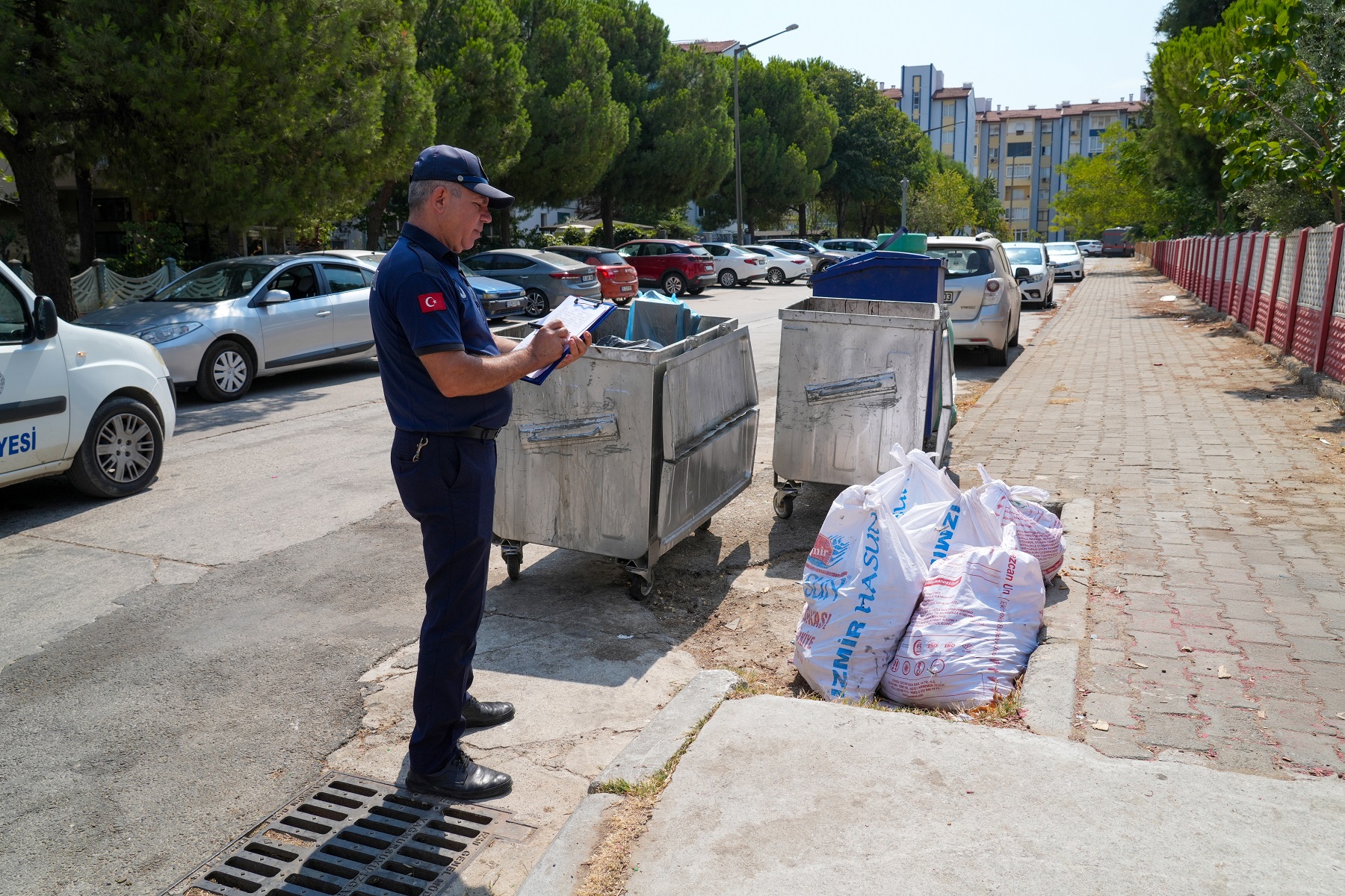 Gaziemir Belediyesi’nden kaçak moloz dökenlere 514 bin 545 lira para cezası
