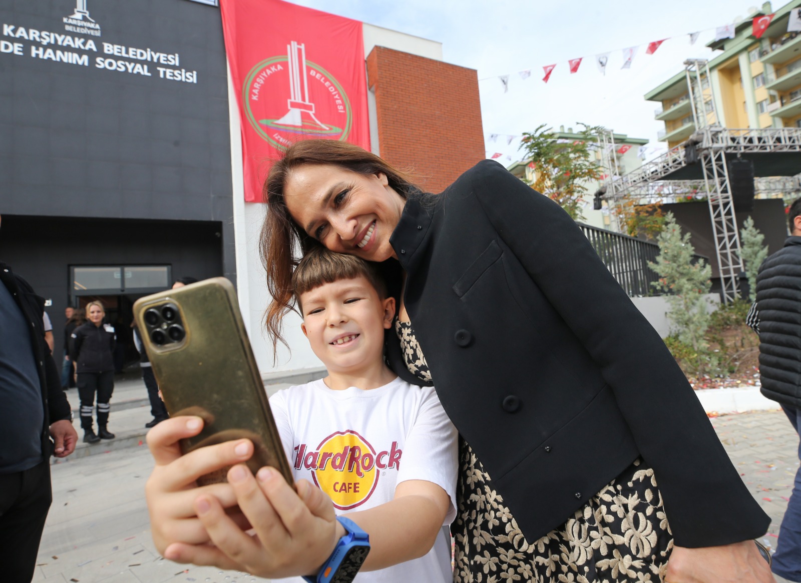 ZÜBEYDE HANIM SOSYAL TESİSİ HİZMETTE!