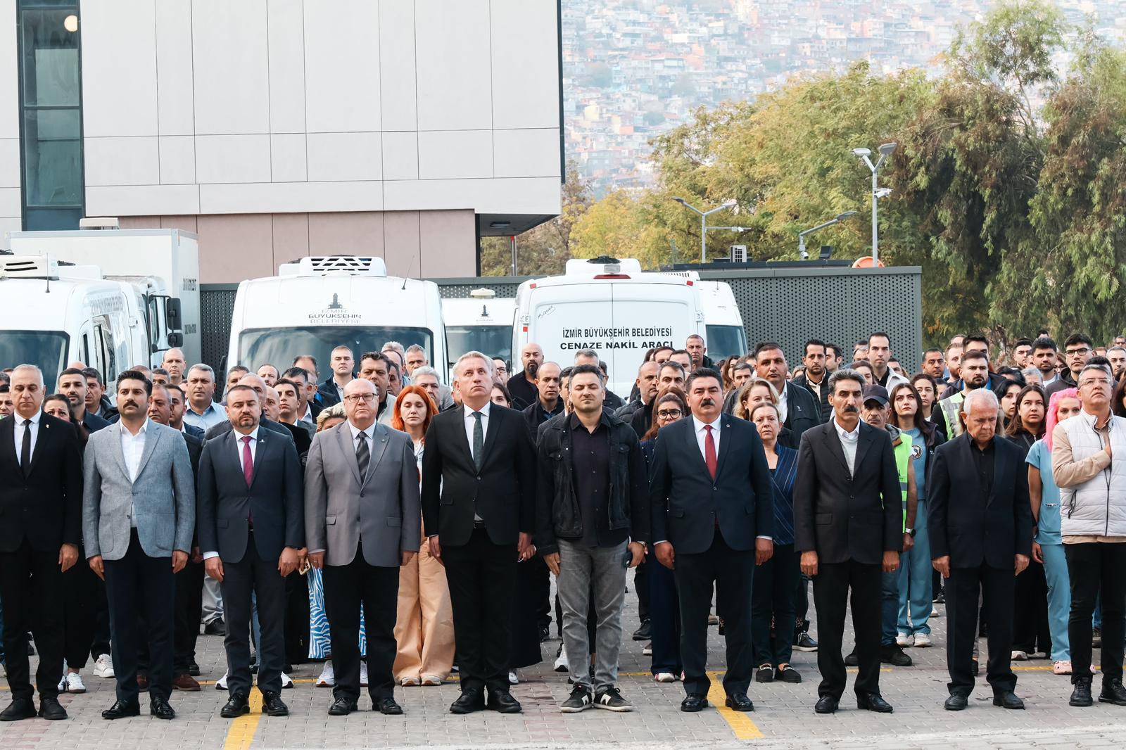 İzmir İtfaiyesi’nden 10 Kasım’da anlamlı tören