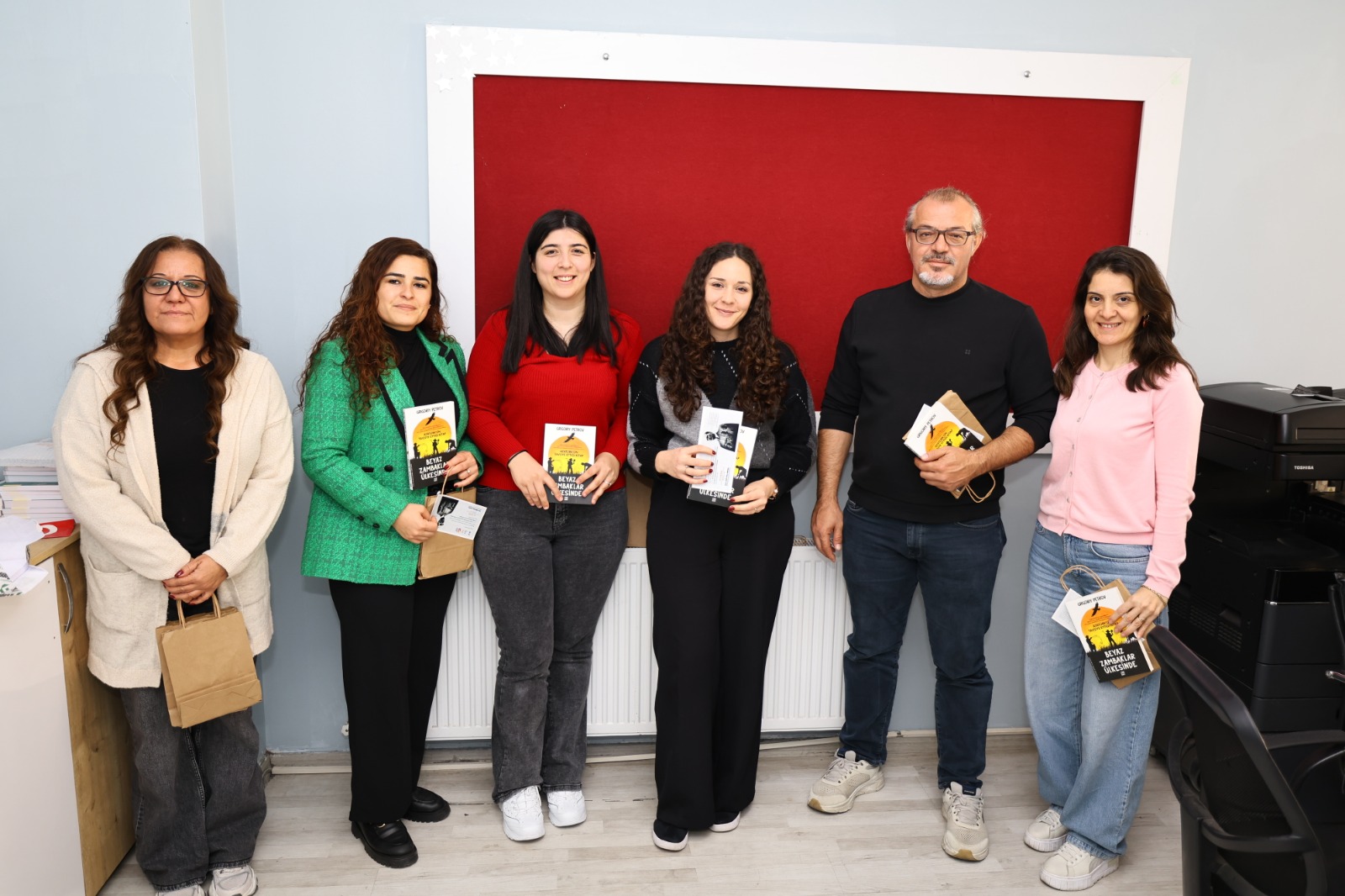 EFES SELÇUK’TAN ÖĞRETMENLERE 24 KASIM HEDİYESİ