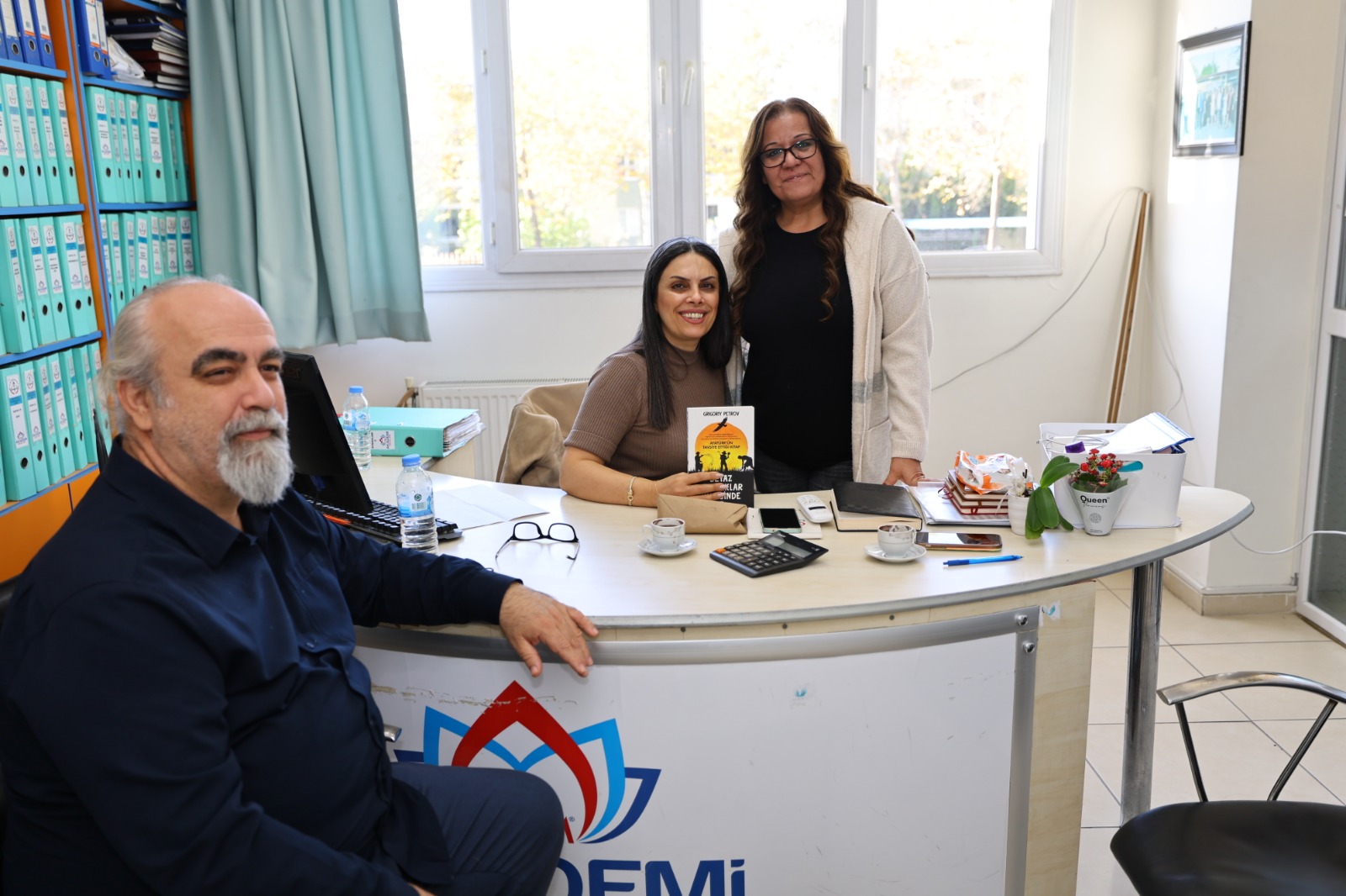 EFES SELÇUK’TAN ÖĞRETMENLERE 24 KASIM HEDİYESİ