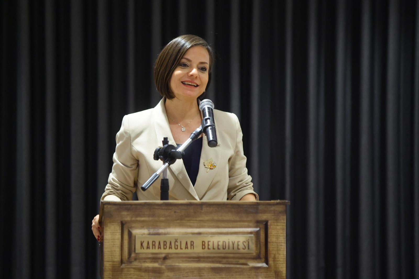 KARABAĞLAR’DA EĞİTİM EMEKÇİLERİNE ANLAMLI GECE