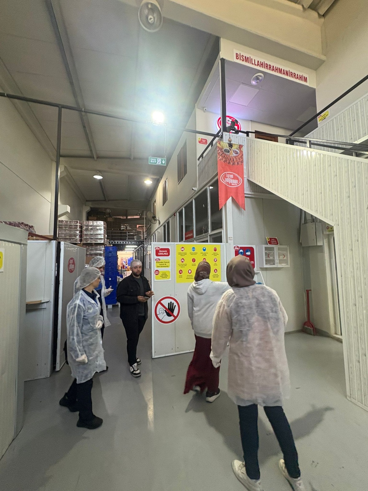 HİJYEN KURALLARINA UYMAYAN İŞLETME MÜHÜRLENDİ HİJYEN KURALLARINA UYMAYAN İŞLETME MÜHÜRLENDİ