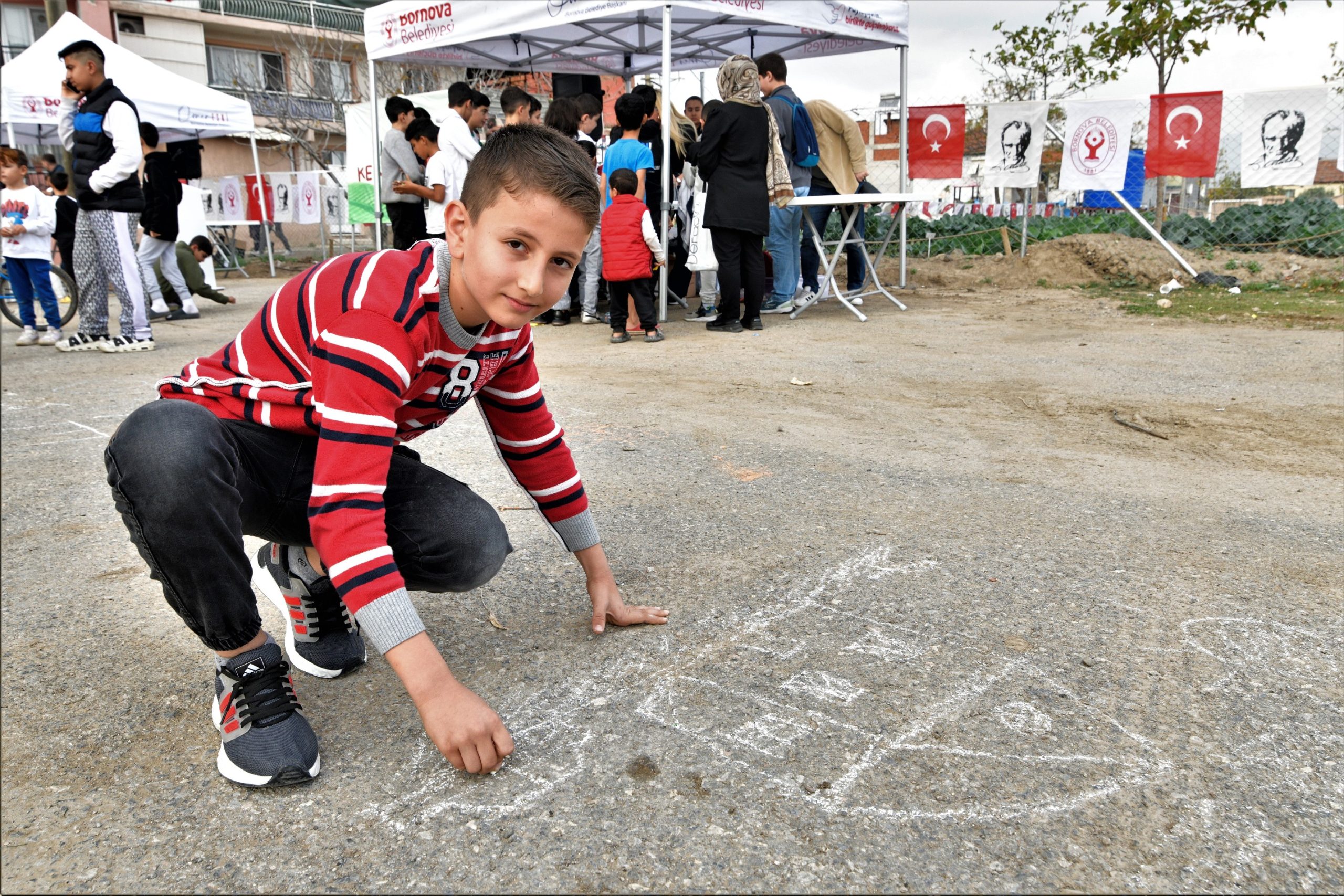 ÇOCUK HAKLARI GÜNÜ IŞIKKENT’TE UMUDA DÖNÜŞTÜ ÇOCUK HAKLARI GÜNÜ IŞIKKENT’TE UMUDA DÖNÜŞTÜ