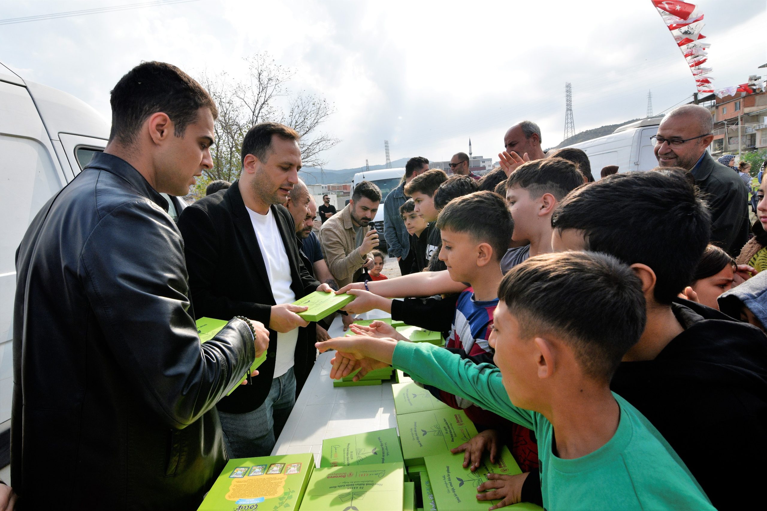 ÇOCUK HAKLARI GÜNÜ IŞIKKENT’TE UMUDA DÖNÜŞTÜ ÇOCUK HAKLARI GÜNÜ IŞIKKENT’TE UMUDA DÖNÜŞTÜ
