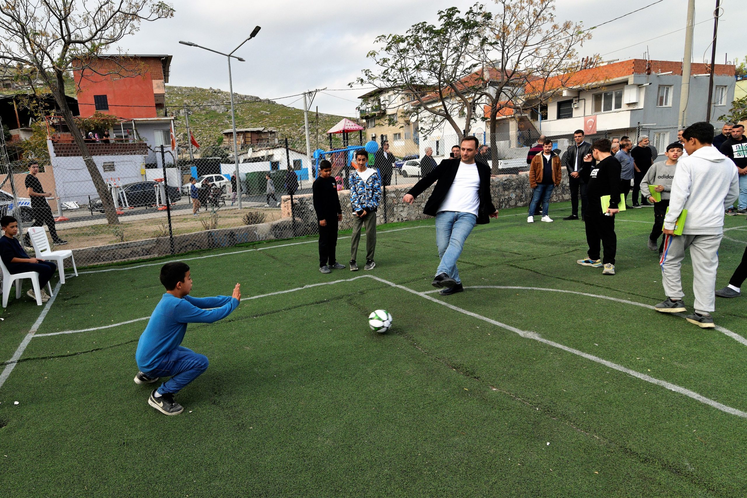 ÇOCUK HAKLARI GÜNÜ IŞIKKENT’TE UMUDA DÖNÜŞTÜ ÇOCUK HAKLARI GÜNÜ IŞIKKENT’TE UMUDA DÖNÜŞTÜ