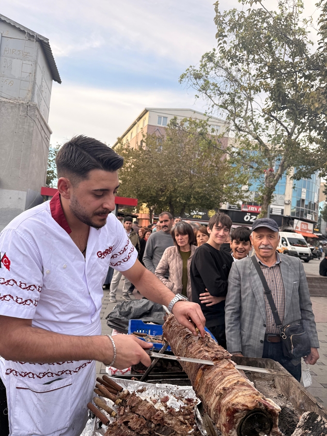 İZMİR’DE ERZURUM TANITIM GÜNLERİ COŞKUYLA BAŞLADI İZMİR’DE ERZURUM TANITIM GÜNLERİ COŞKUYLA BAŞLADI